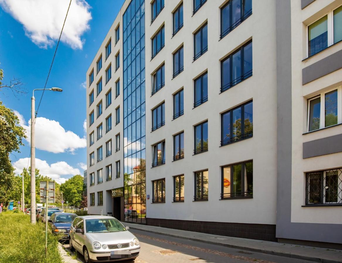 New * Warszawa